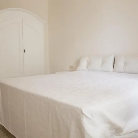 Villa Donna Nina Valente *